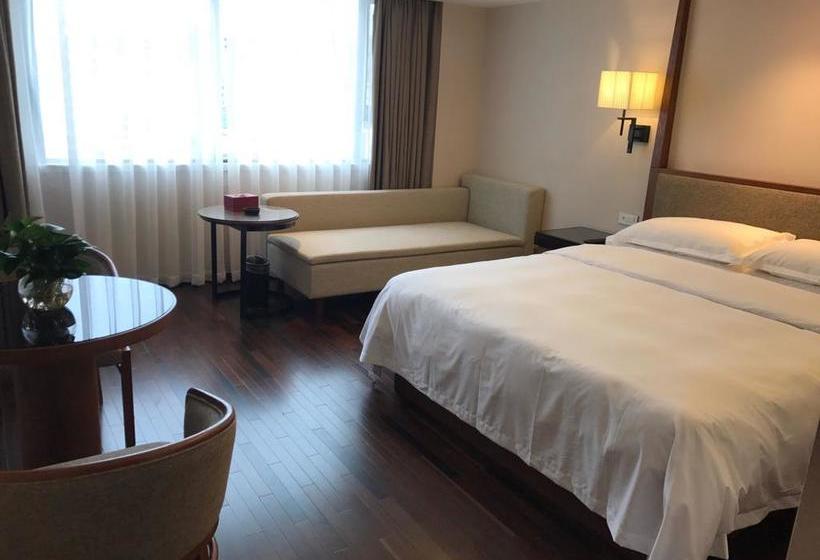 Отель Sanya Great East Sea Junting