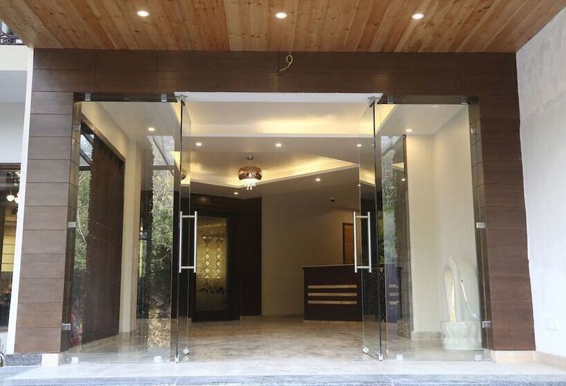 ホテル The Bliss Palampur