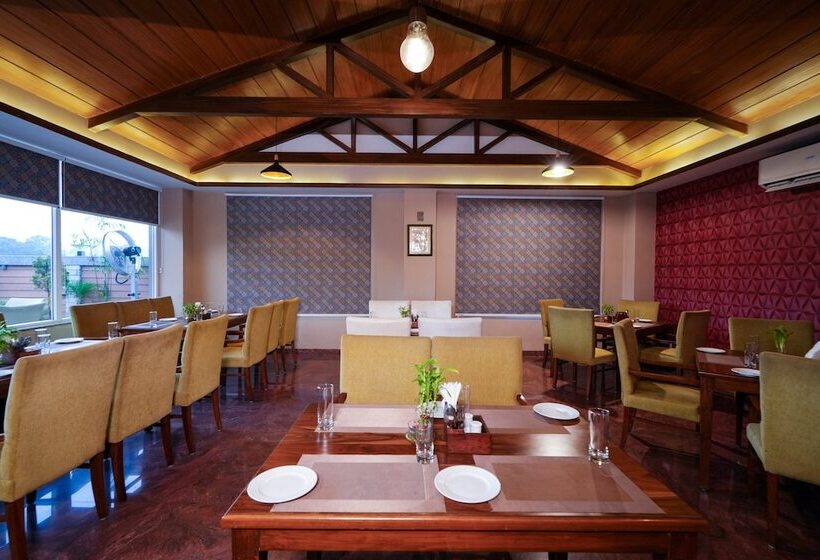 ホテル The Bliss Palampur