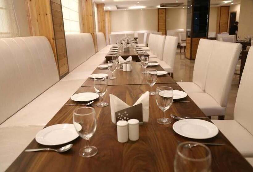 ホテル The Bliss Palampur