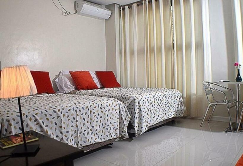 ホテル The Guest House Laoag