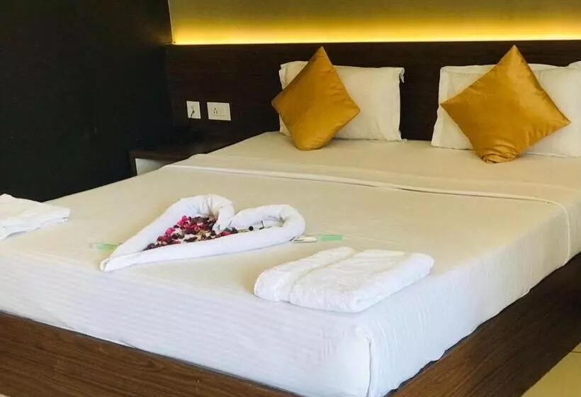 ホテル Wayanad Royal Crown