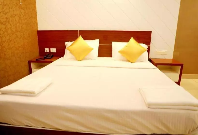 ホテル Wayanad Royal Crown