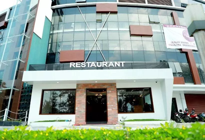 ホテル Wayanad Royal Crown