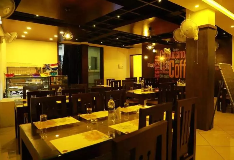 ホテル Wayanad Royal Crown