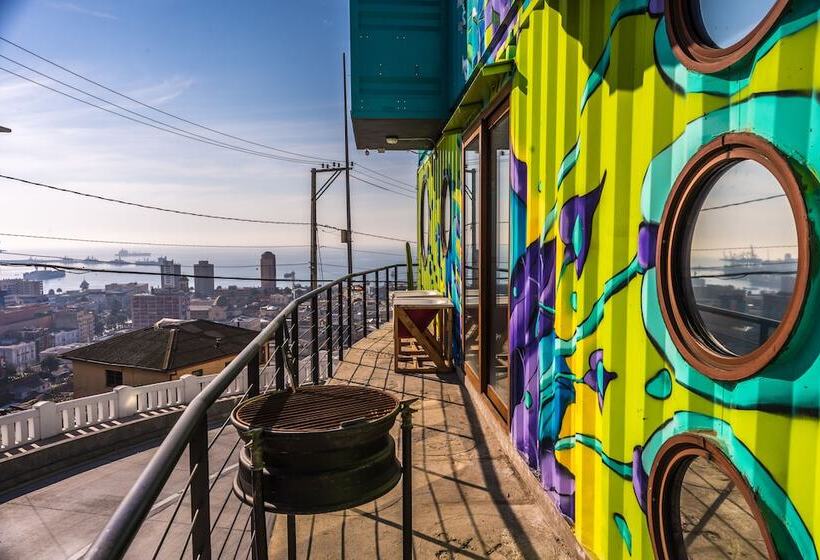 هتل Winebox Valparaiso