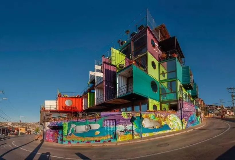 هتل Winebox Valparaiso