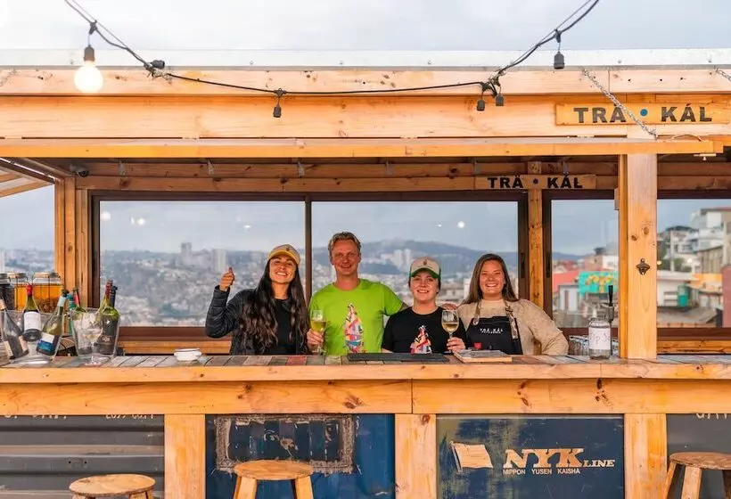 هتل Winebox Valparaiso