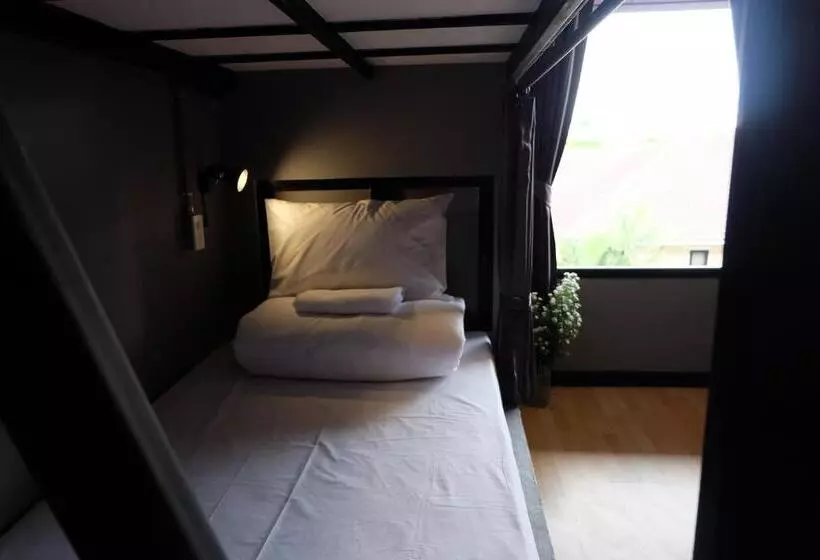 La Malila Hostel
