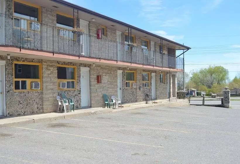 Modern Motel
