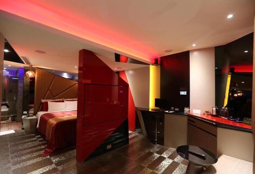 Yosemite Motel Chunghua Branch