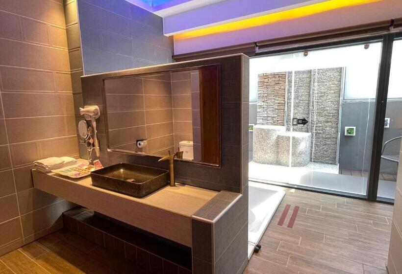 Yosemite Motel Chunghua Branch