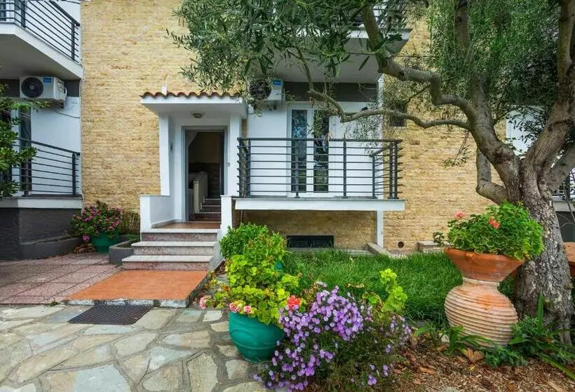 Possidi Garden
