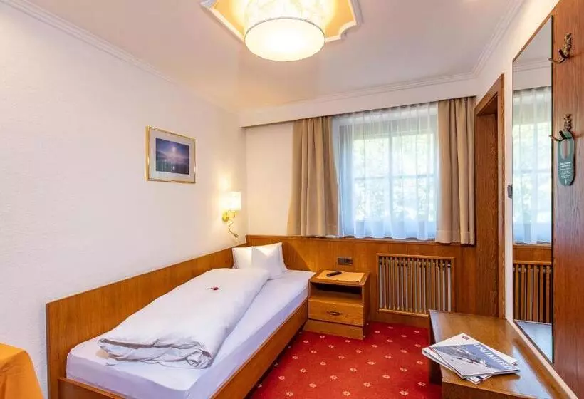 Aamiaismajoitus (B&B) Frühstückspension Maier