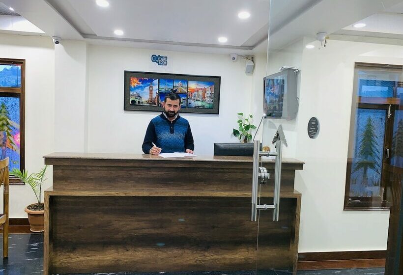 Отель Dusk N Dawn