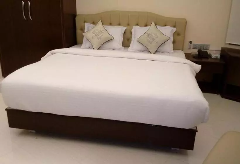 هتل Exotica Sampan