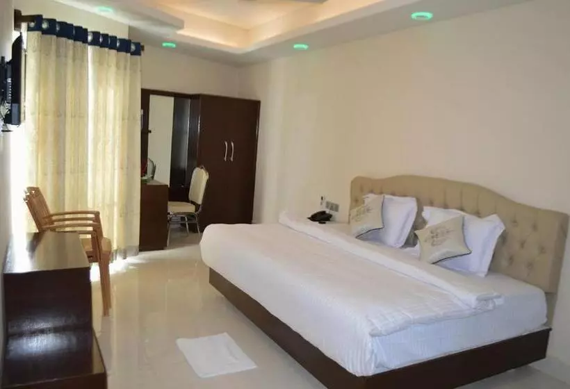 هتل Exotica Sampan