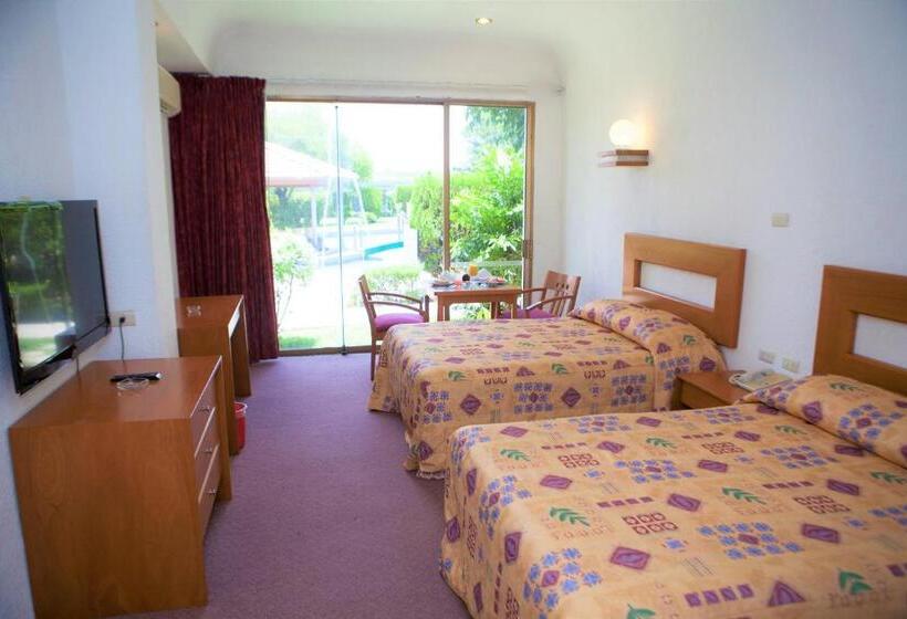 Szálloda Paradise Inn