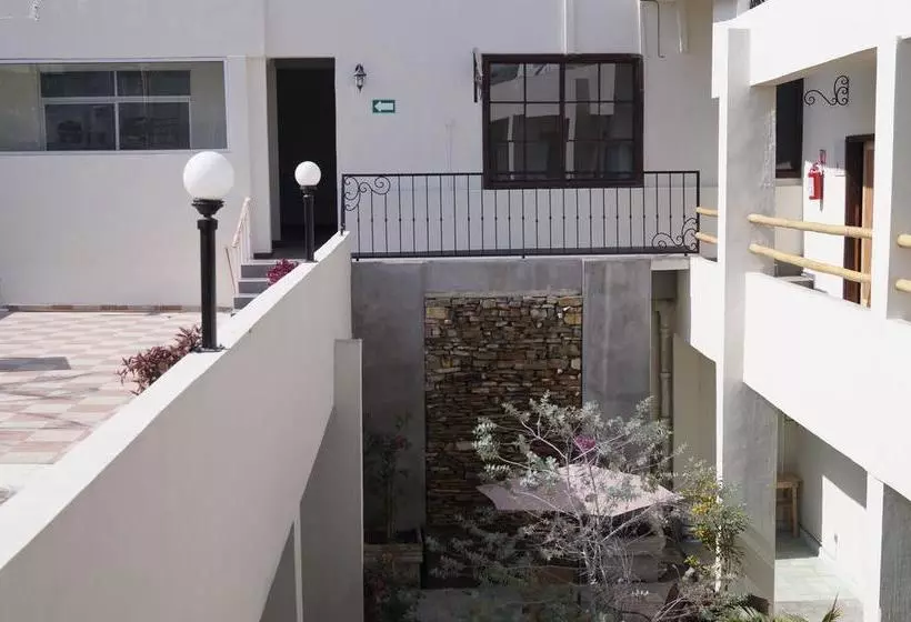 هتل Puerta De Jade