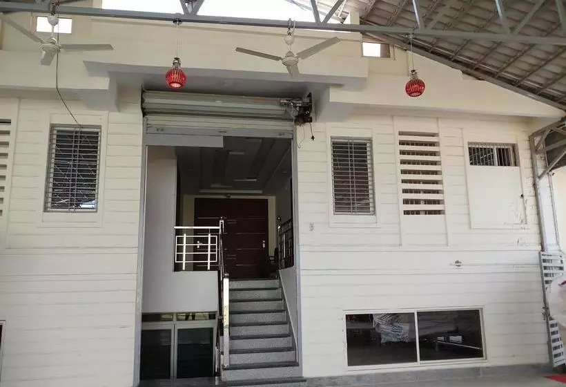 ホテル Ramdham