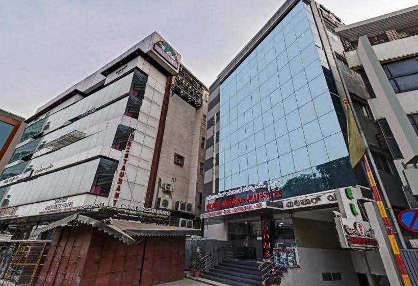 Hôtel Treebo Sahara Suites