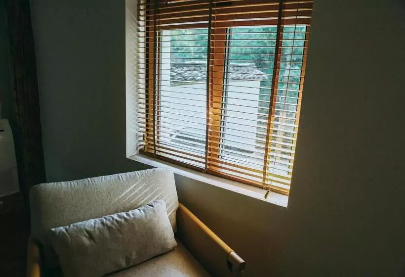 July Bamboo Hostel