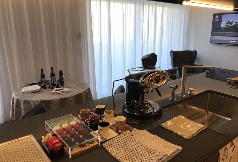 Myhome 75 Premium Luxury B&b