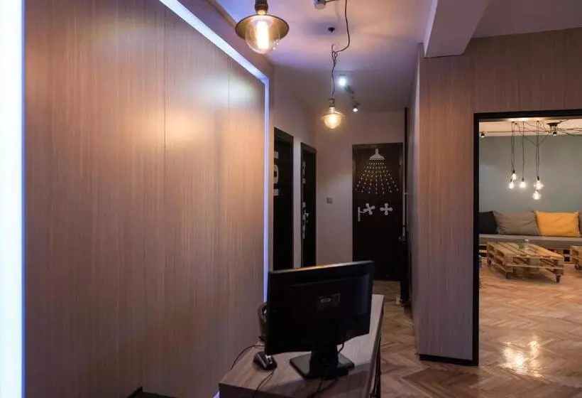 Nordic Hostel N Box