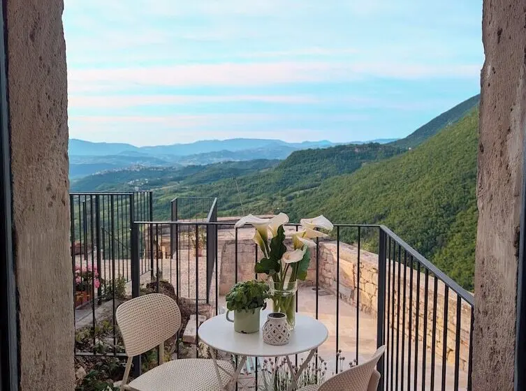 ベッドアンドブレックファースト Casa Avella Mountain Retreat