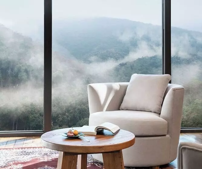 Hotelli Jinghong Bood Panorama Resort Inn