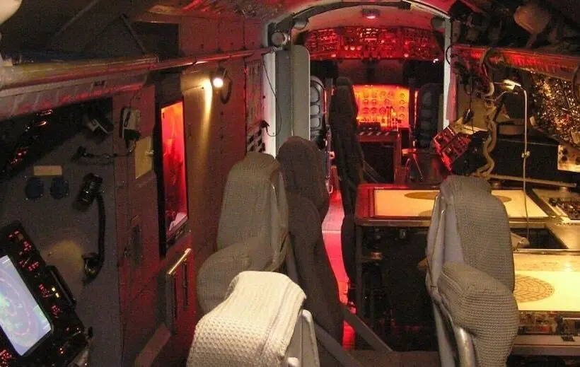 هتل Schlafen Zwischen Flugzeugen Indoor Cube