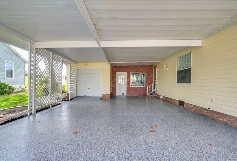 Hilltop Golf Course Cottage In The Villages!