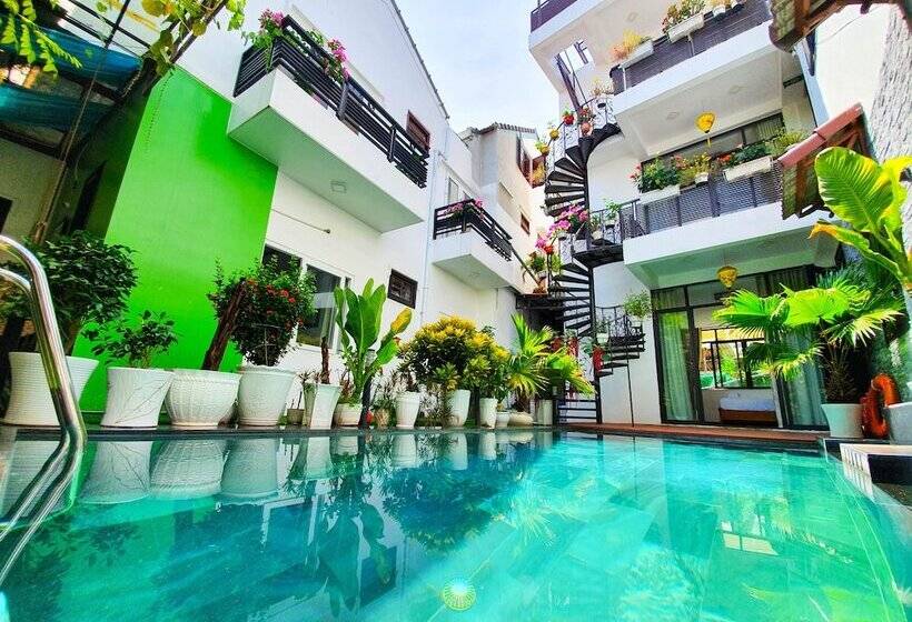 هتل Anh Family Homestay