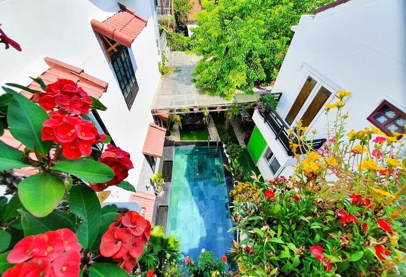 هتل Anh Family Homestay