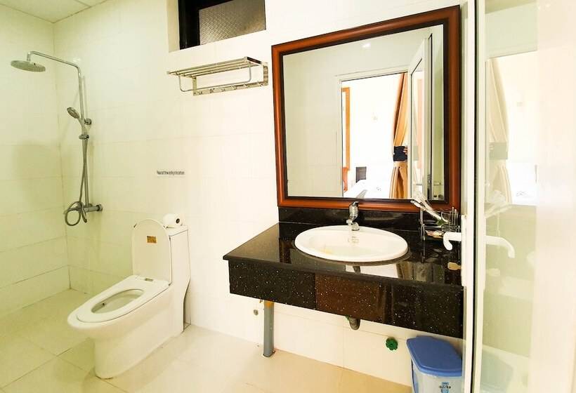 هتل Anh Family Homestay