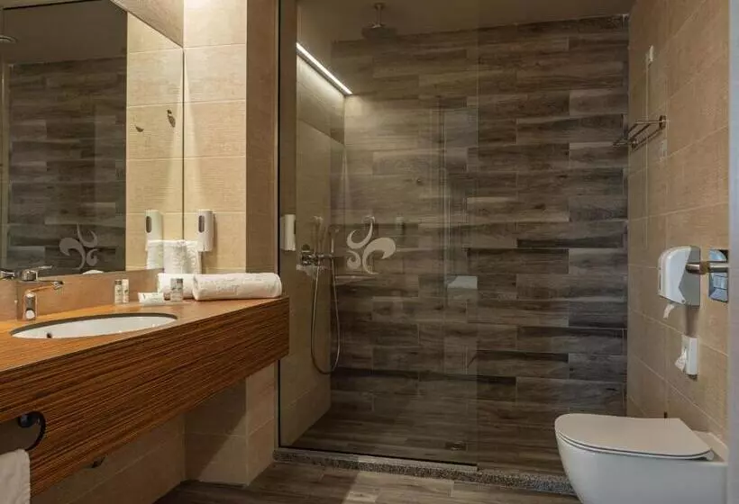 Hotelli Aqua Paradise Resort & Aqua Park