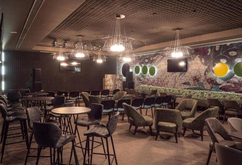 هتل Aqua Paradise Resort & Aqua Park