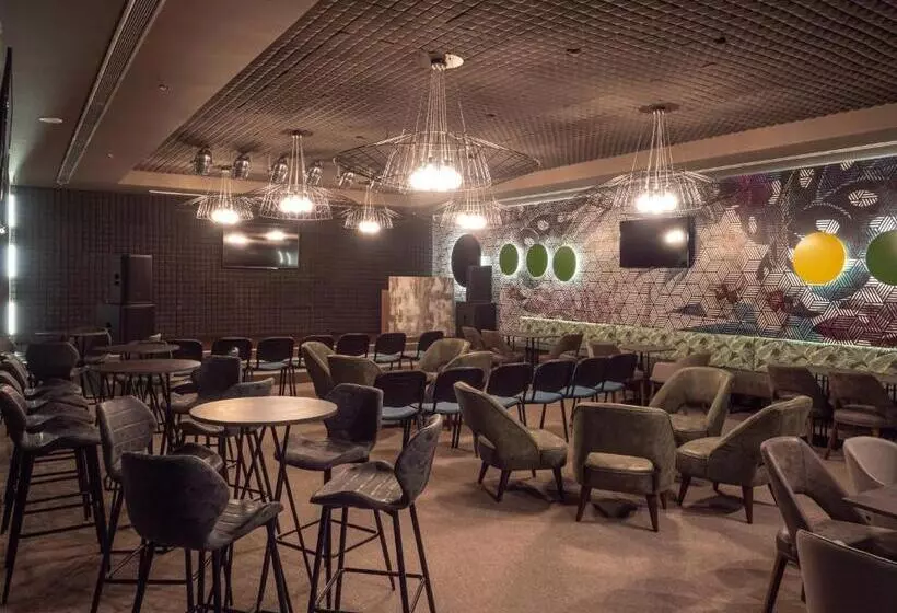 Hotelli Aqua Paradise Resort & Aqua Park