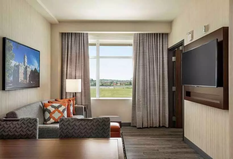 Hotelli Embassy Suites By Hilton Noblesville Indianapolis Convention Center