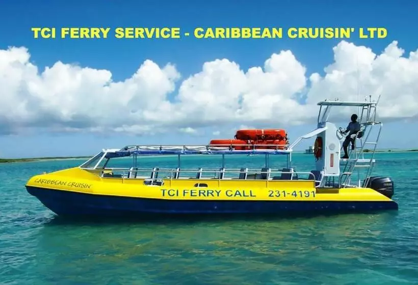 هتل Hollywood Beach Suites Turks And Caicos