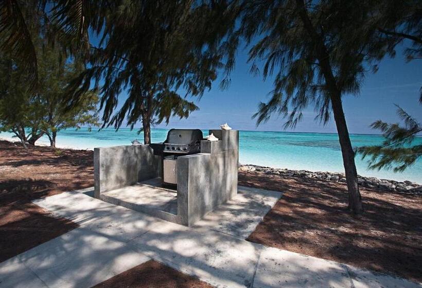 هتل Hollywood Beach Suites Turks And Caicos