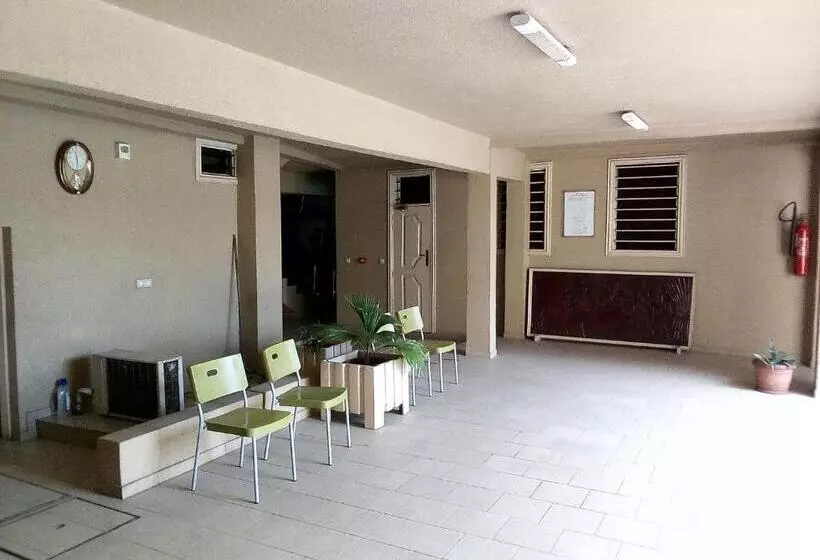 هتل Hôtel Saint Thomas