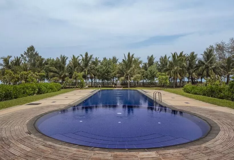 Hotelli Oceanfront Condominiums  Nilaveli