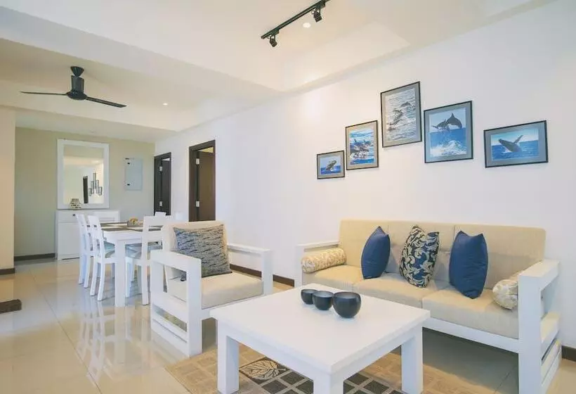 Hotelli Oceanfront Condominiums  Nilaveli