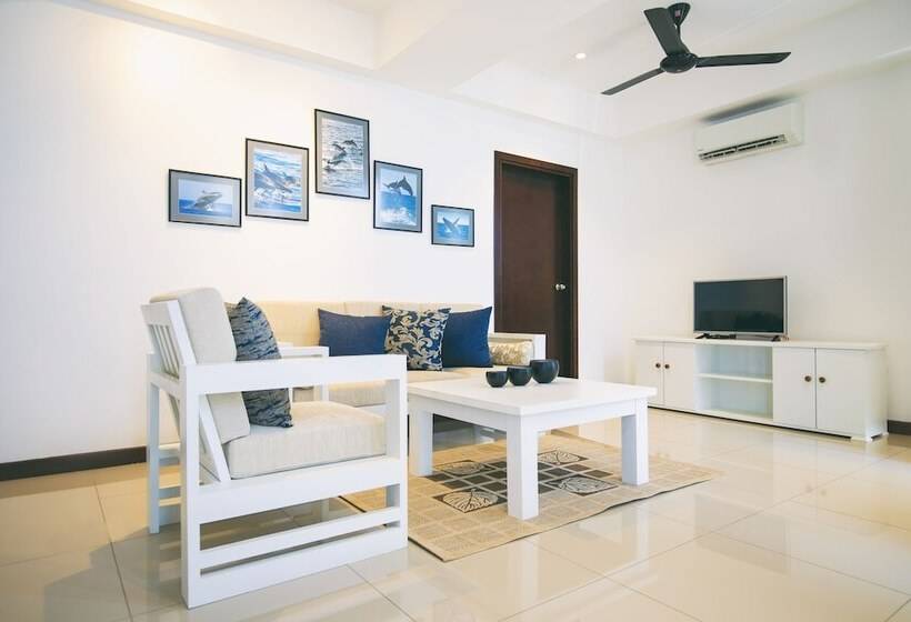ホテル Oceanfront Condominiums  Nilaveli