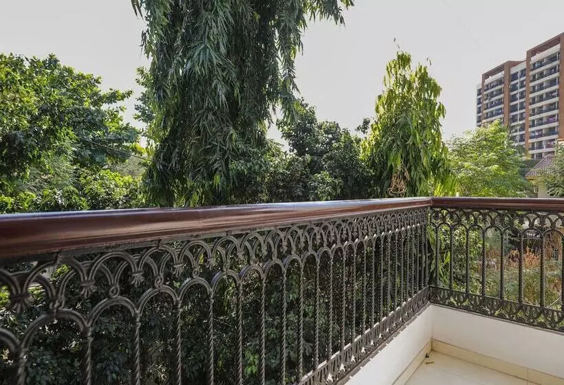 هتل Oyo 10031 Wind Chimes Boutique Guest House