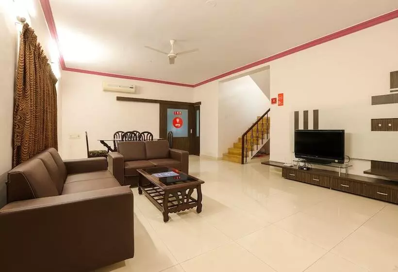 هتل Oyo 10031 Wind Chimes Boutique Guest House