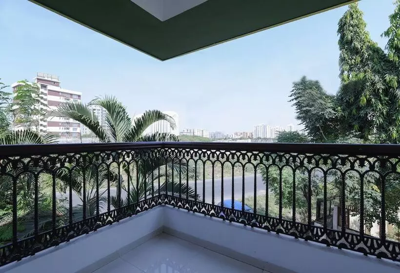 هتل Oyo 10031 Wind Chimes Boutique Guest House