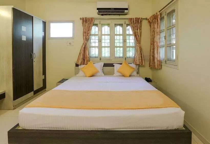 هتل Oyo 10031 Wind Chimes Boutique Guest House