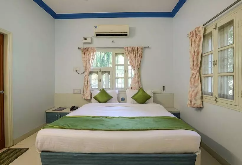 هتل Oyo 10031 Wind Chimes Boutique Guest House